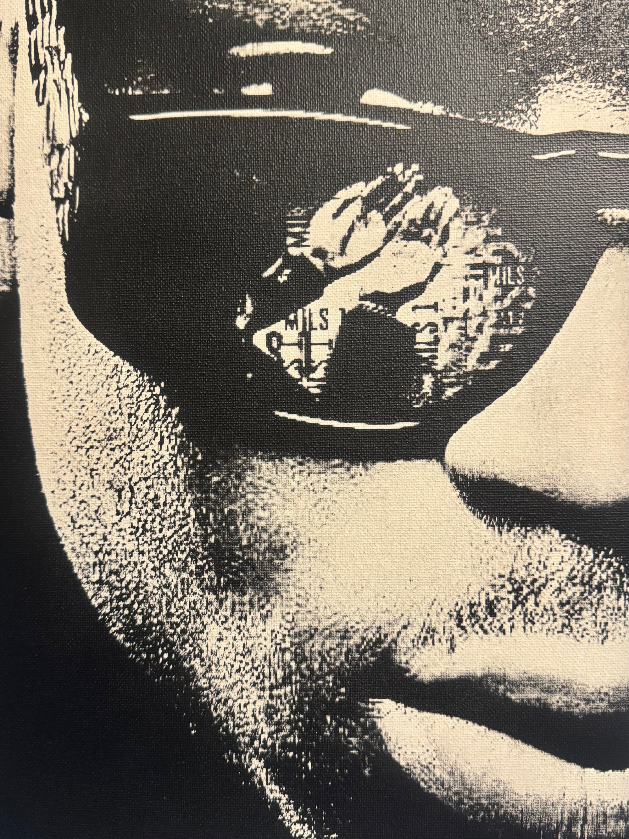 Portrait rappeur noir et blanc – Tableau mural style urbain – Toile 30x40 cm