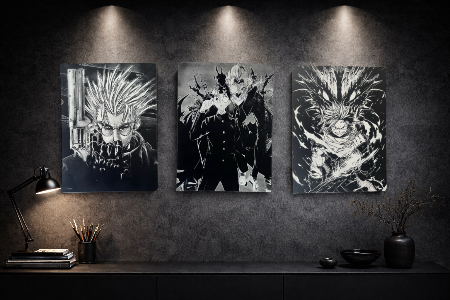 Décoration murale avec plusieurs tableaux épiques noirs et blancs style combat énergétique