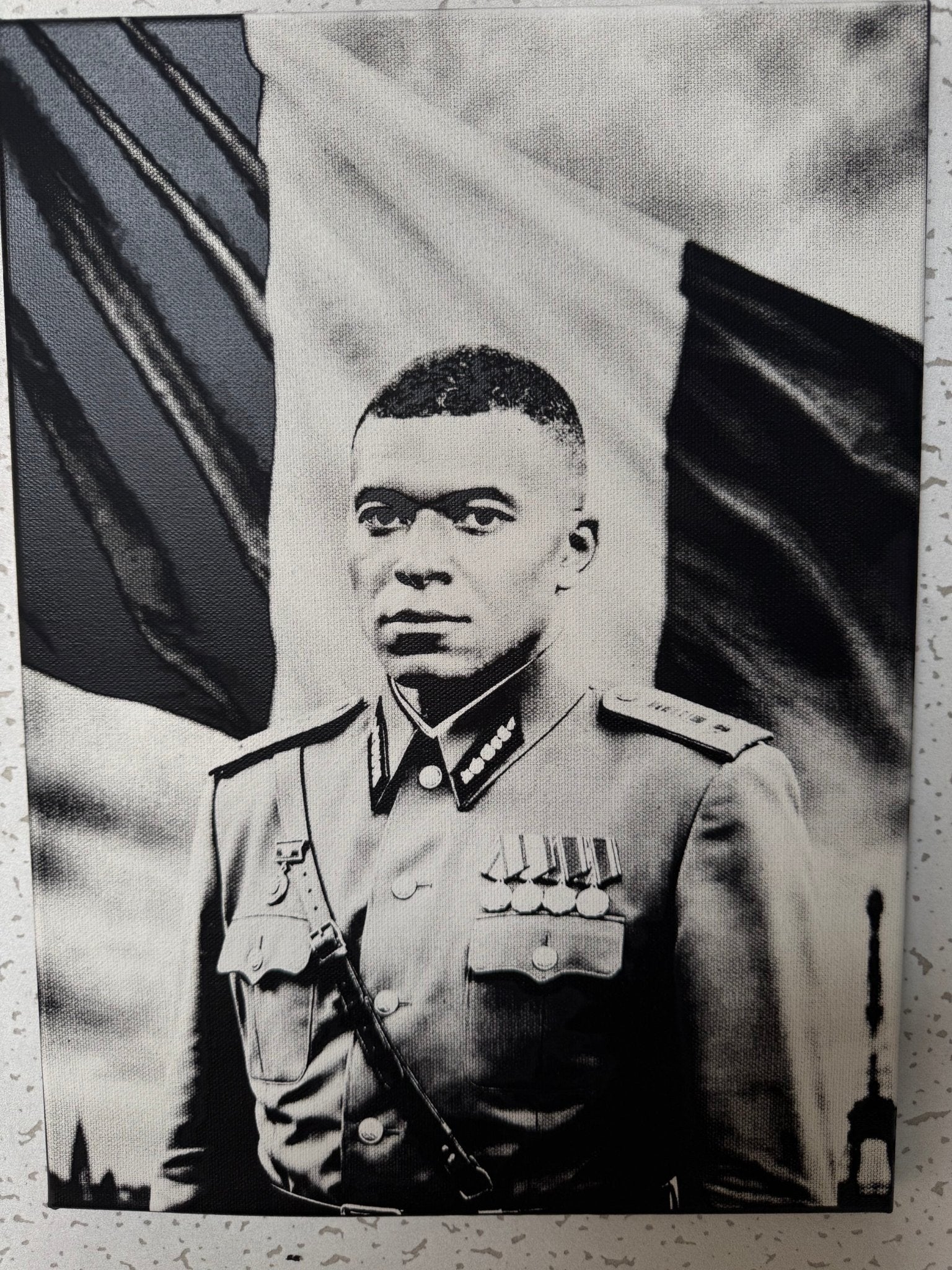 El Dictator Mbappé™ | Tableau Parodique Noir & Blanc sur Toile 30×40 cm - DesignRomArt