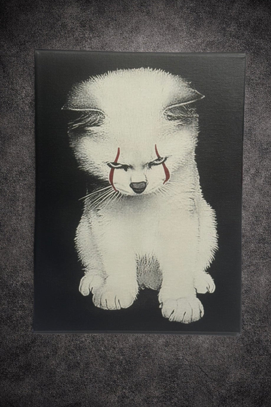 Tableau chat blanc regard dramatique noir et blanc contraste artistique décoration murale 30x40 cm - DesignRomArt