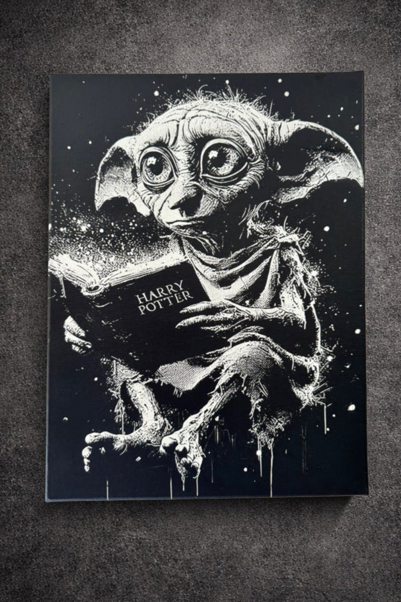 Tableau créature elfique de la magie noir et blanc – Esprit libre et monde de sorcellerie – Décoration murale fantasy - DesignRomArt