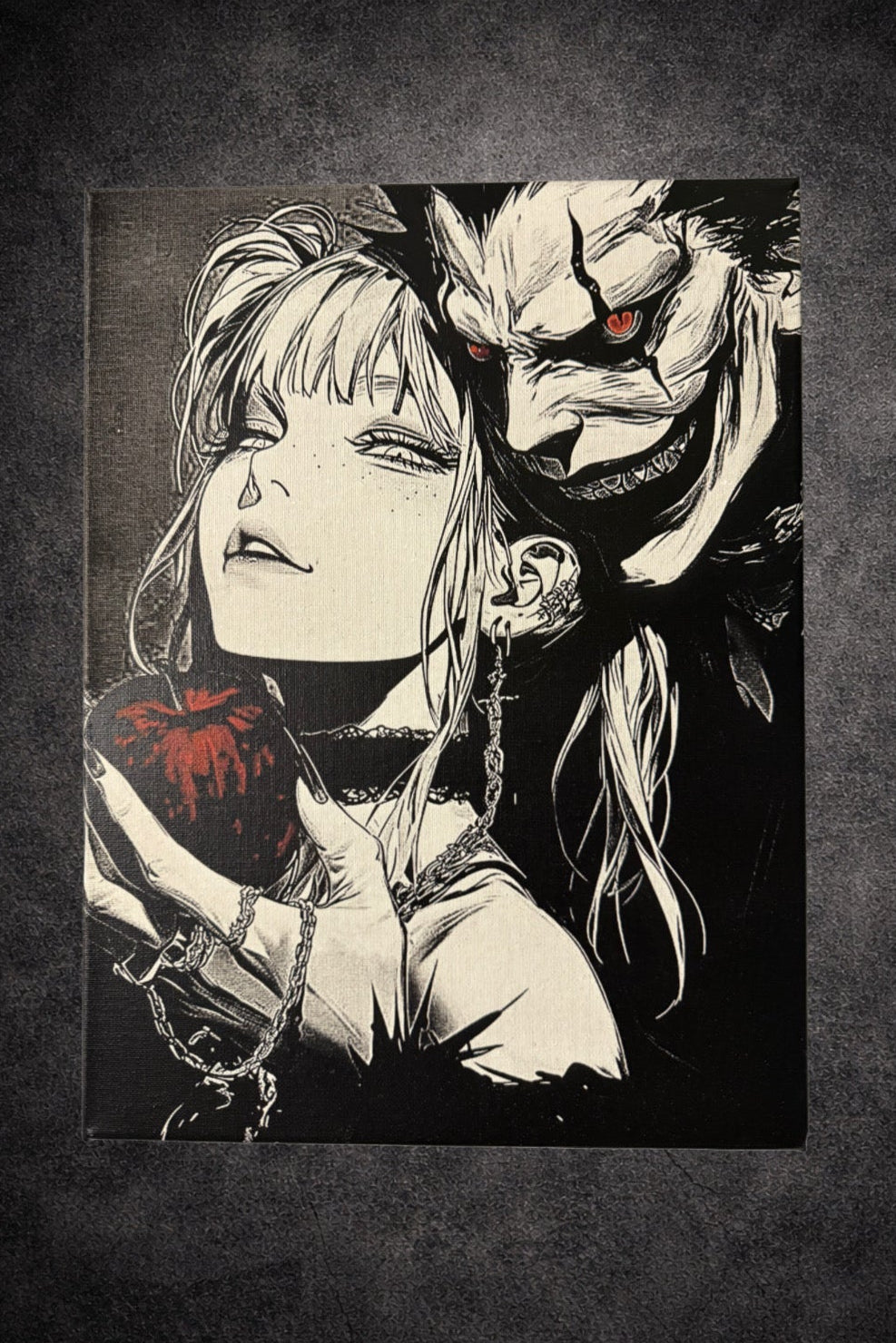 Tableau femme mystérieuse et démon sombre en tension dramatique noir et blanc – décoration murale artistique 30x40 cm - DesignRomArt