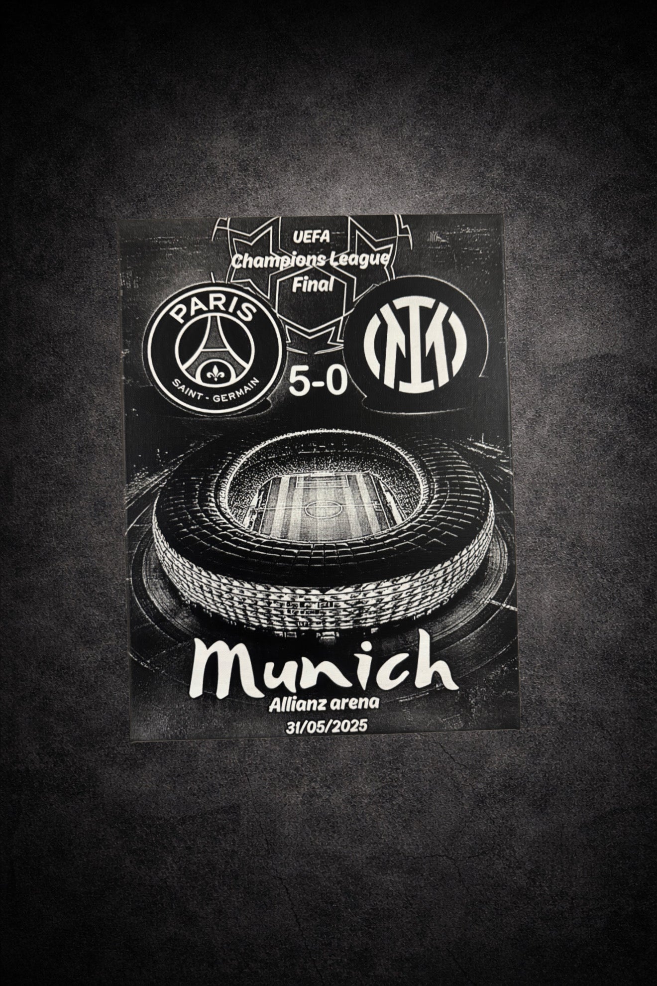 tableau noir et blanc finale de football dans grand stade