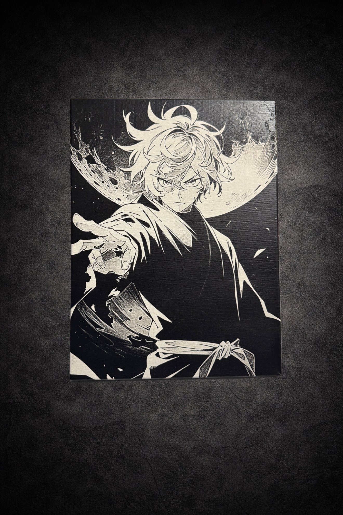 Tableau guerrier mystique sous la lune style manga noir et blanc décoration murale 30x40 cm - DesignRomArt
