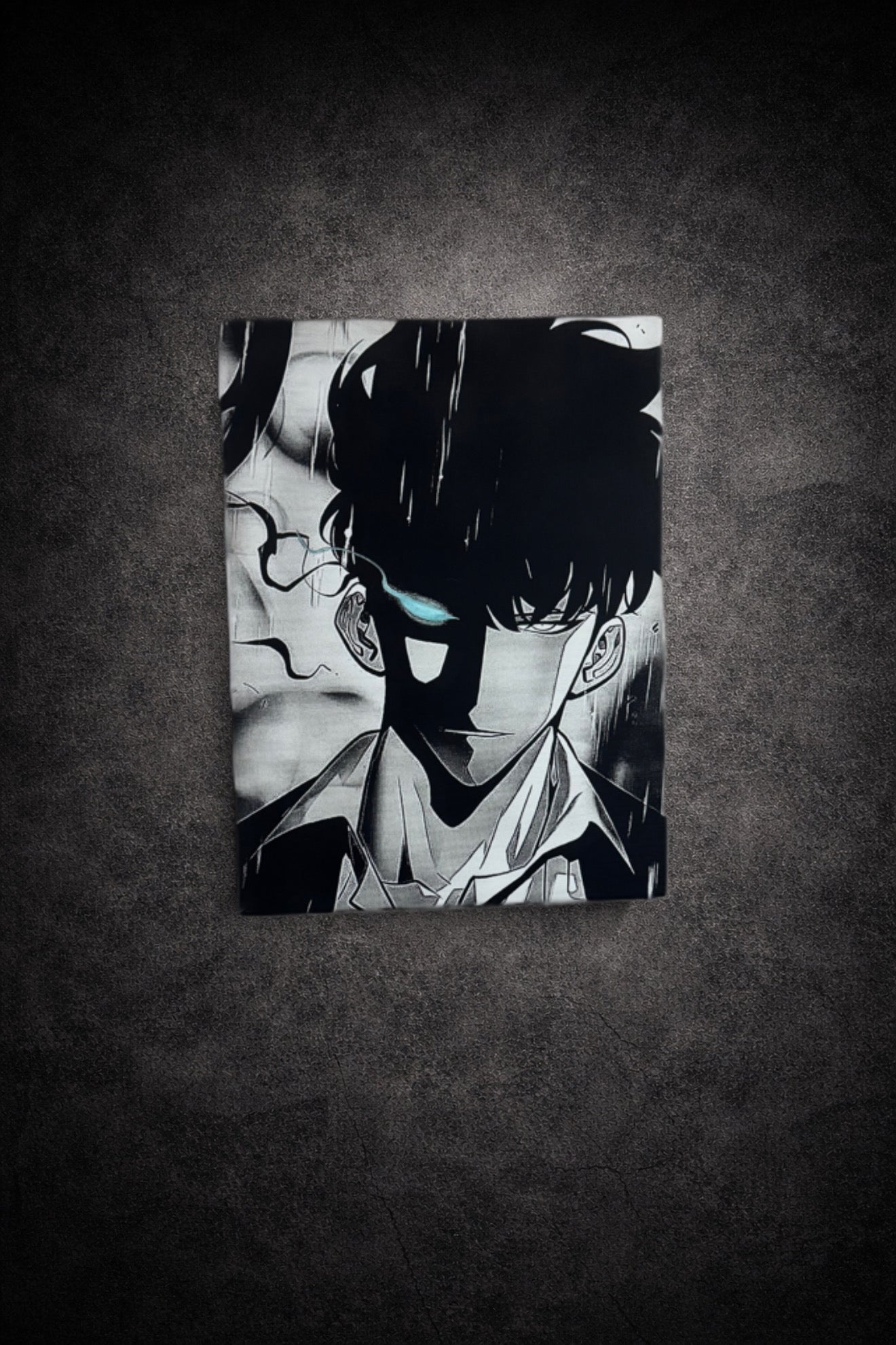 Tableau noir et blanc guerrier au regard lumineux intense