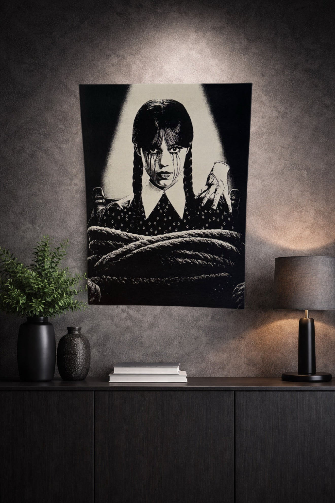 Tableau héroïne sombre ligotée regard intense style gothique décoration murale 30x40 cm - DesignRomArt