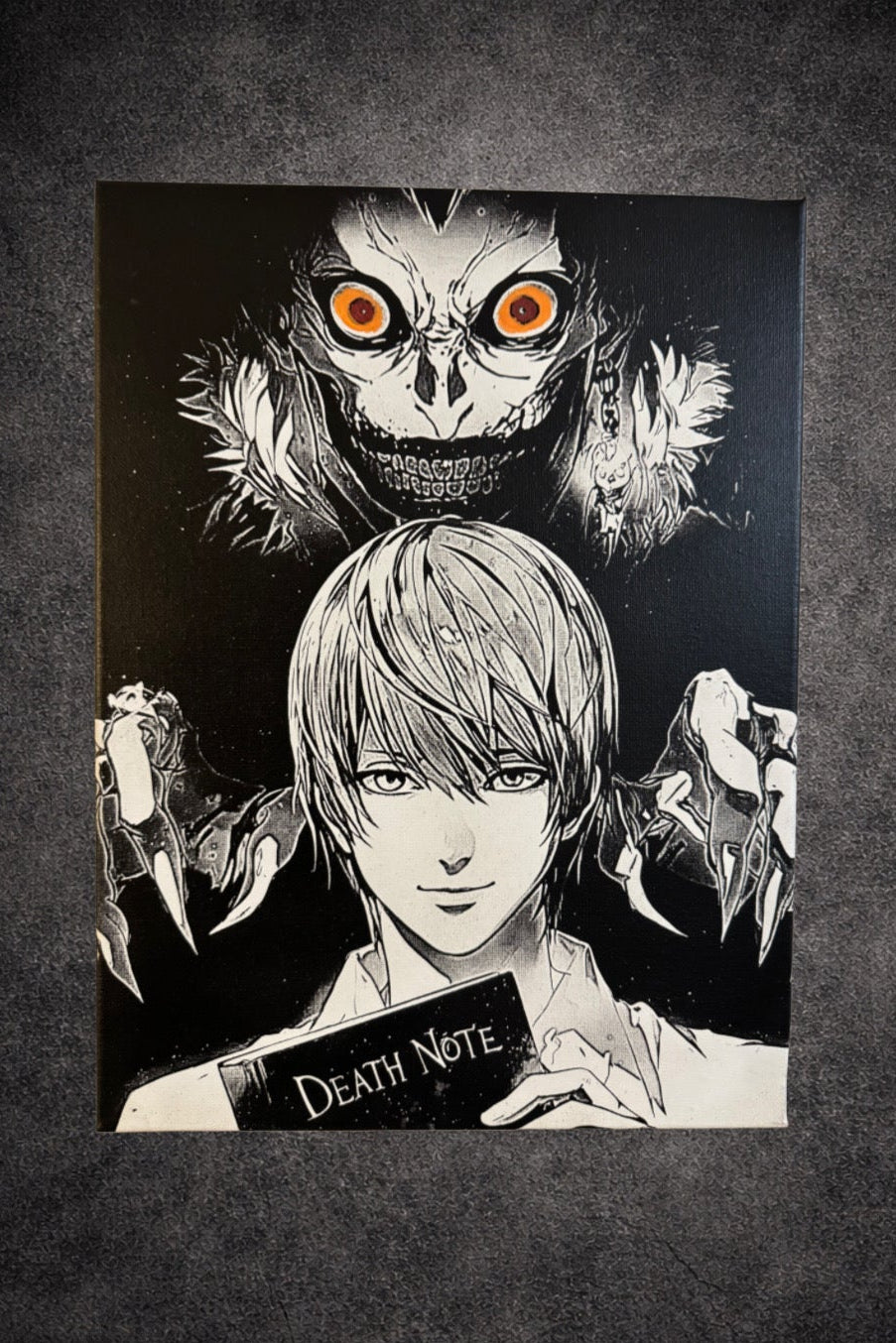 Tableau jeune stratège sombre face à créature démoniaque ambiance mystique noir et blanc décoration murale 30x40 cm - DesignRomArt