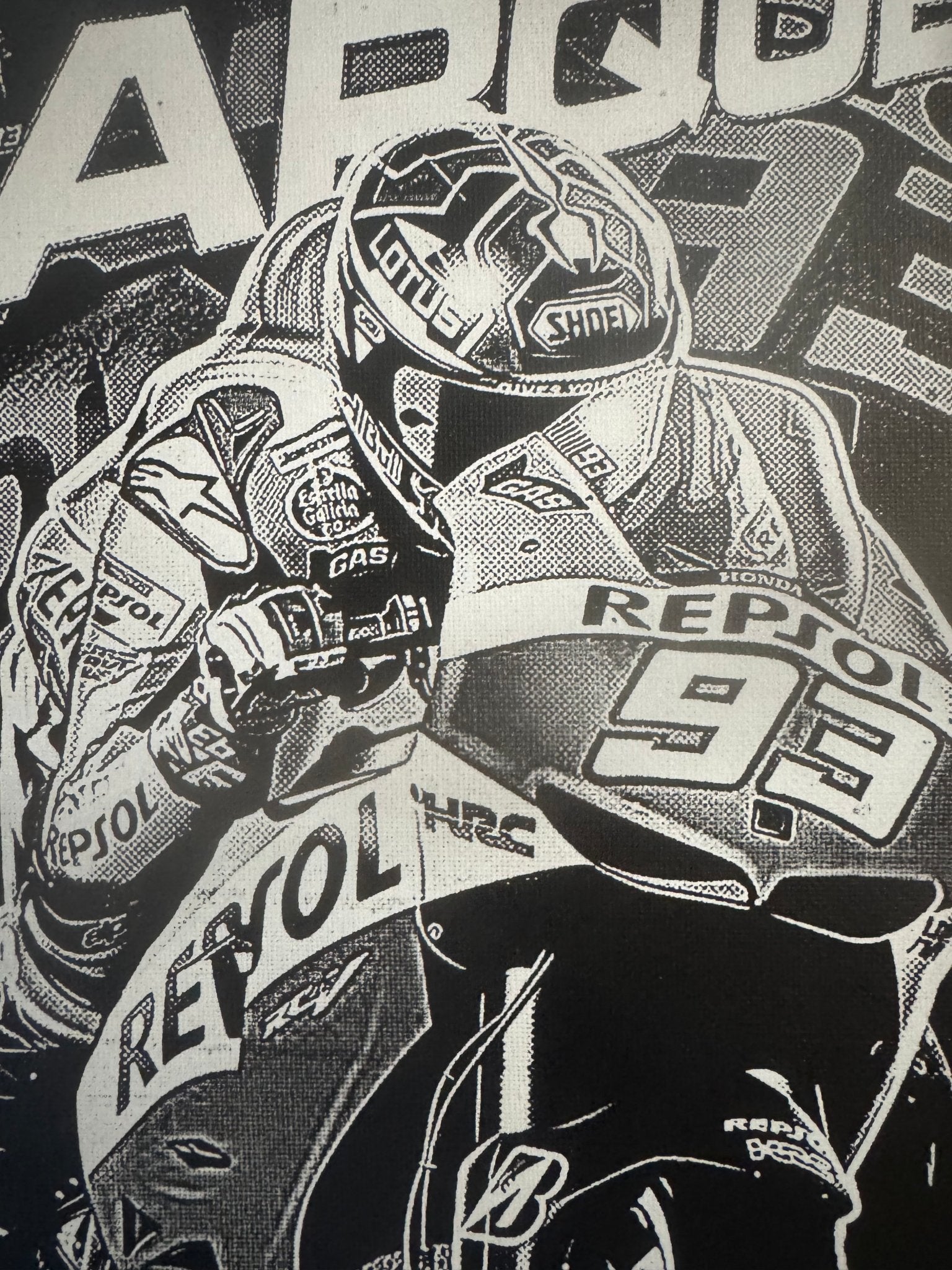 Tableau pilote moto course vitesse extrême décoration murale sport mécanique noir et blanc 30x40 cm - DesignRomArt