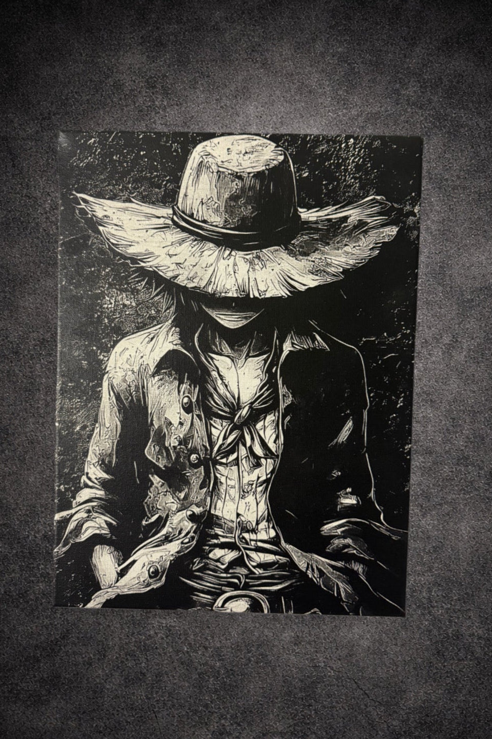 Tableau pirate chapeau de paille style réaliste sombre décoration murale noir et blanc 30x40 cm - DesignRomArt