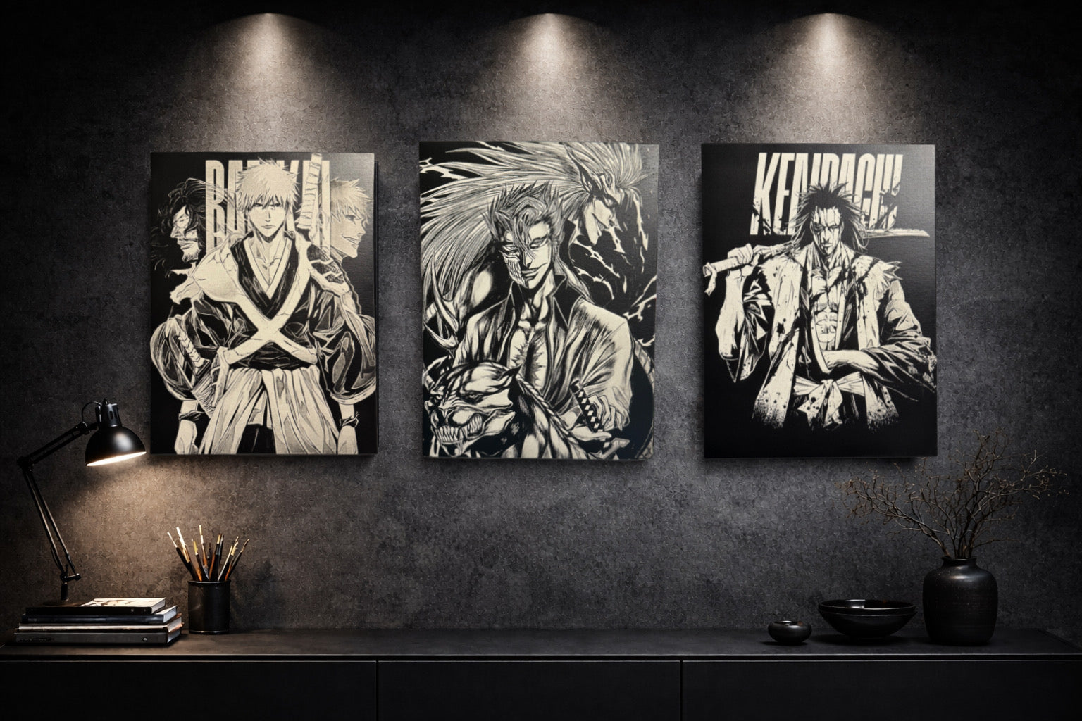 Tableau graphique noir et blanc évoquant une fusion de puissance