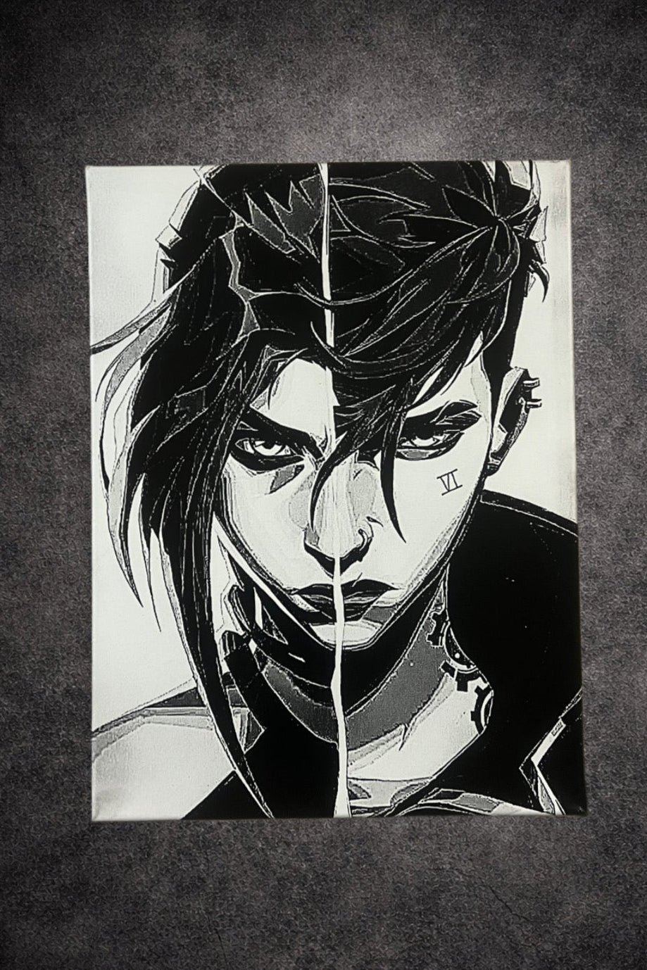 Tableau visage guerrière scindé en dualité ambiance sombre futuriste noir et blanc décoration murale 30x40 cm - DesignRomArt