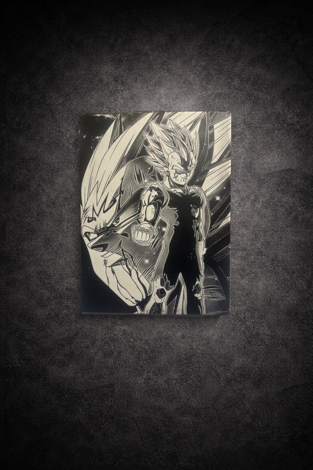 Tableau manga noir et blanc représentant une puissance maîtrisée et une volonté inébranlable, art mural intense sur toile 30x40 cm